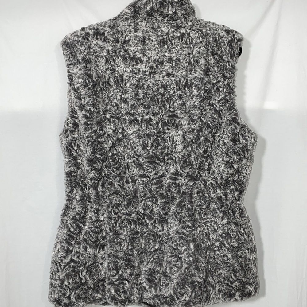 Reversible vest  - Picture 5 of 15